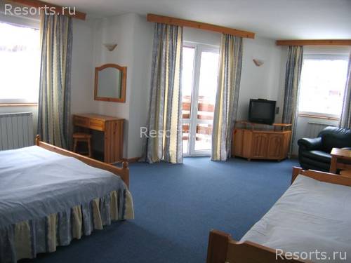 Martin Hotel 8